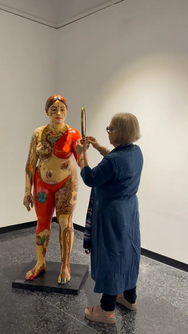 Post by Artworld/ Sarala's Art International