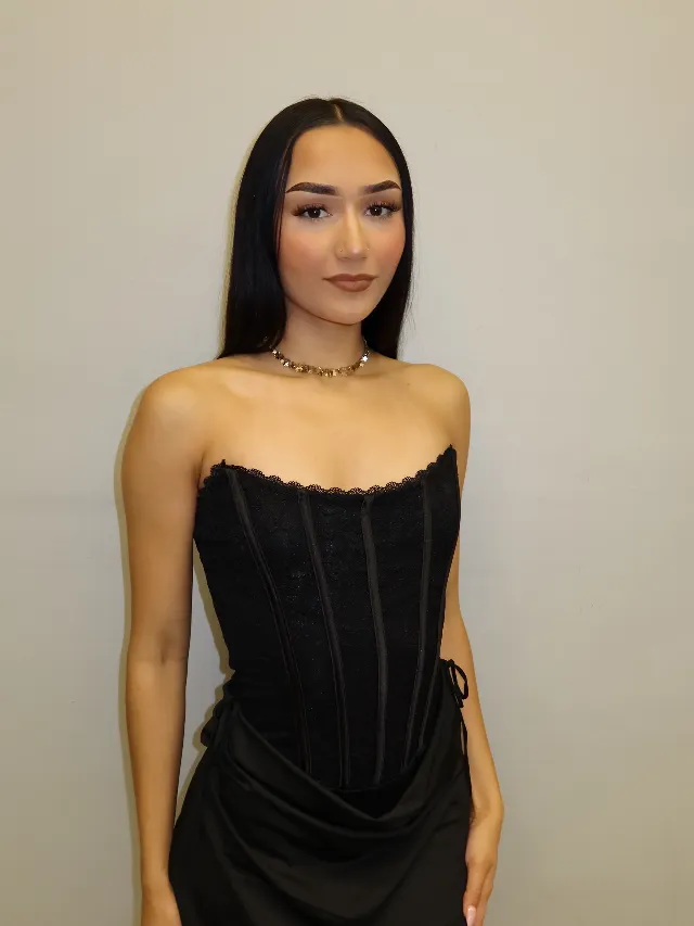 Post by 𝑉𝐴𝐿𝐸𝑁𝑇𝐼𝑁𝐴𝑆 𝐹𝐴𝑆𝐻𝐼𝑂𝑁 ✨
