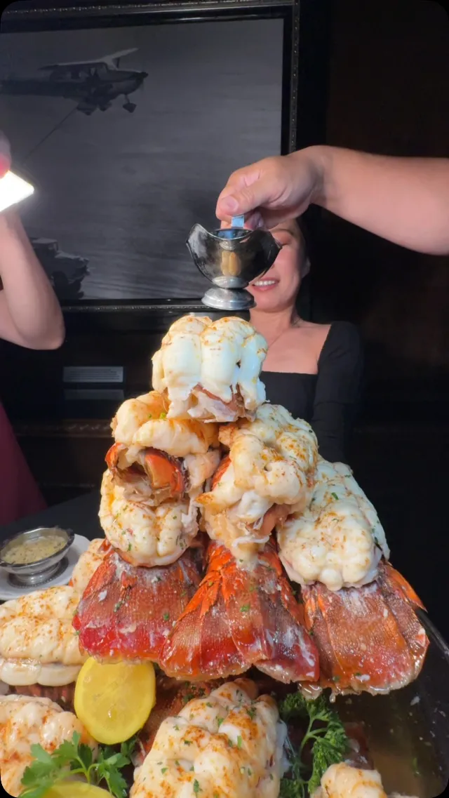 Post by Vegas Food & Travel • Jonathan Tso (JT)