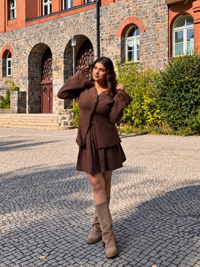 Post by Sneha Singh | Berlin | Europe | Blogger | Fashion👗| Food🍛