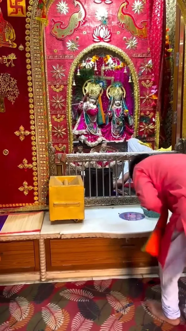 Post by Souroabh Dubey | Vlogger | Delhi