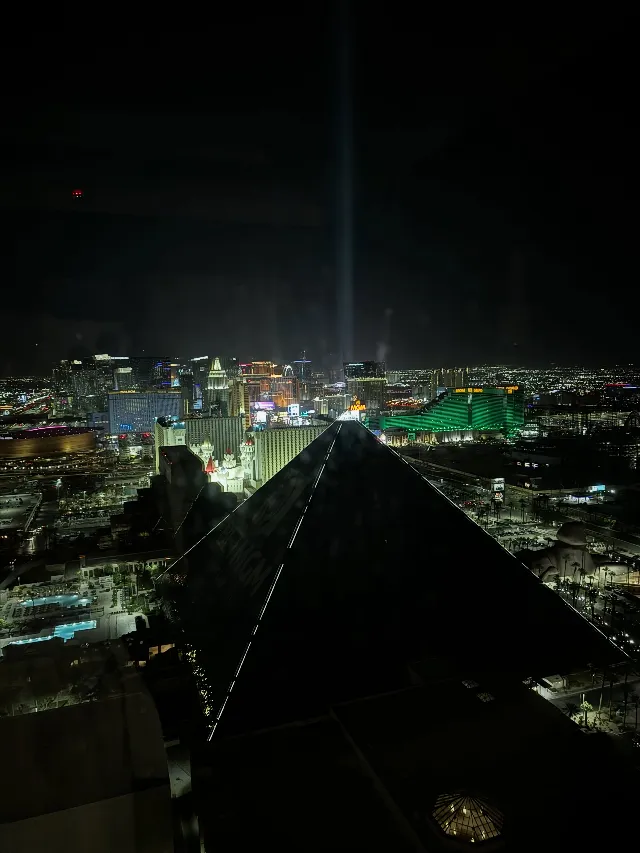 Post by TeamClareVlogs - Las Vegas & Beyond